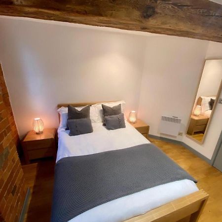 Stewart Docks Apartment Γκλόστερ Εξωτερικό φωτογραφία